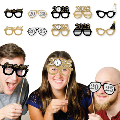 New Year's Eve - Gold Glasses - Paper Card Stock 2025 New Year’s Eve Party Photo Booth Props Kit - 10 Count