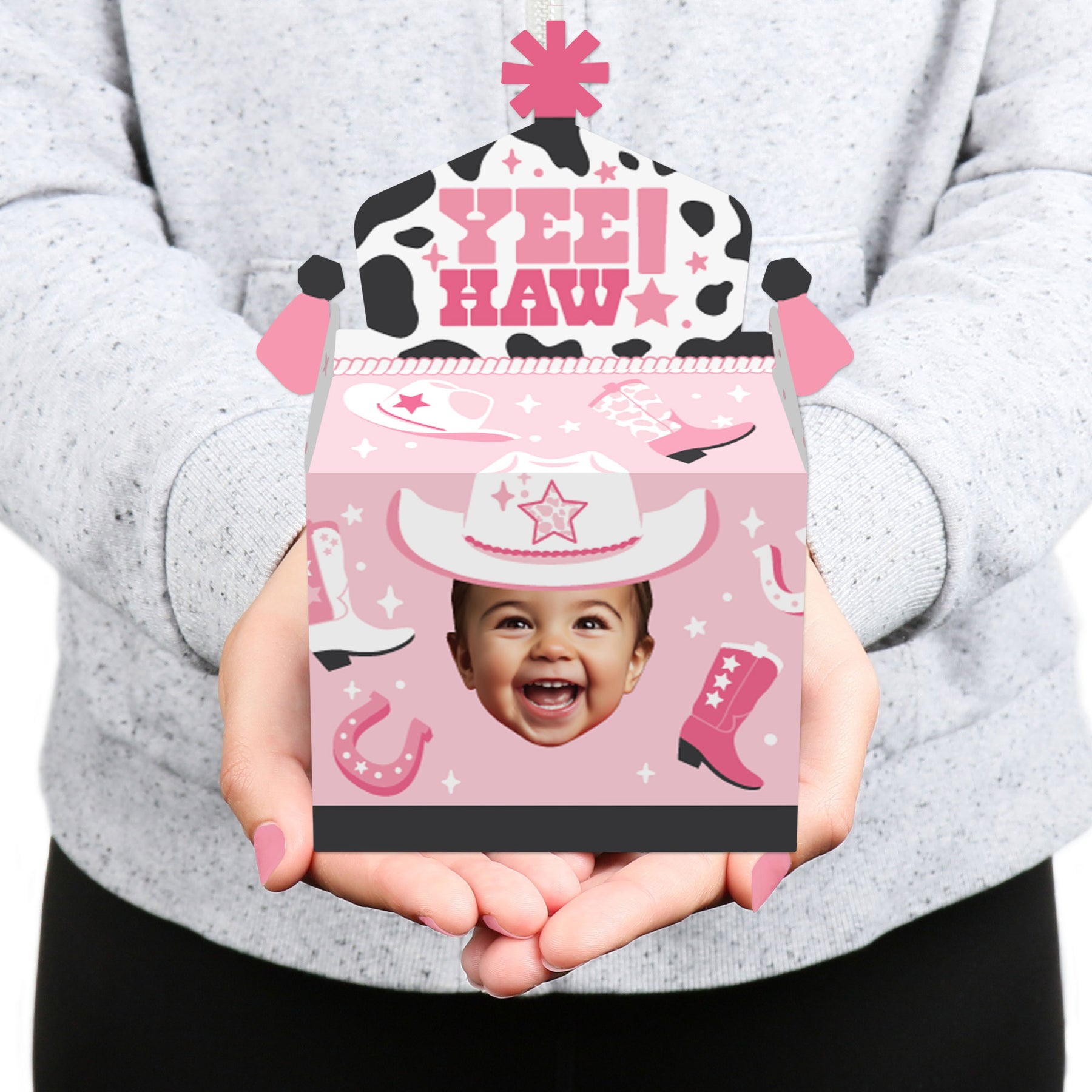 https://www.bigdotofhappiness.com/cdn/shop/files/Pink-First-Rodeo-Fun-Face-Gable-Boxes-Alt-5_1800x1800.jpg?v=1702666458