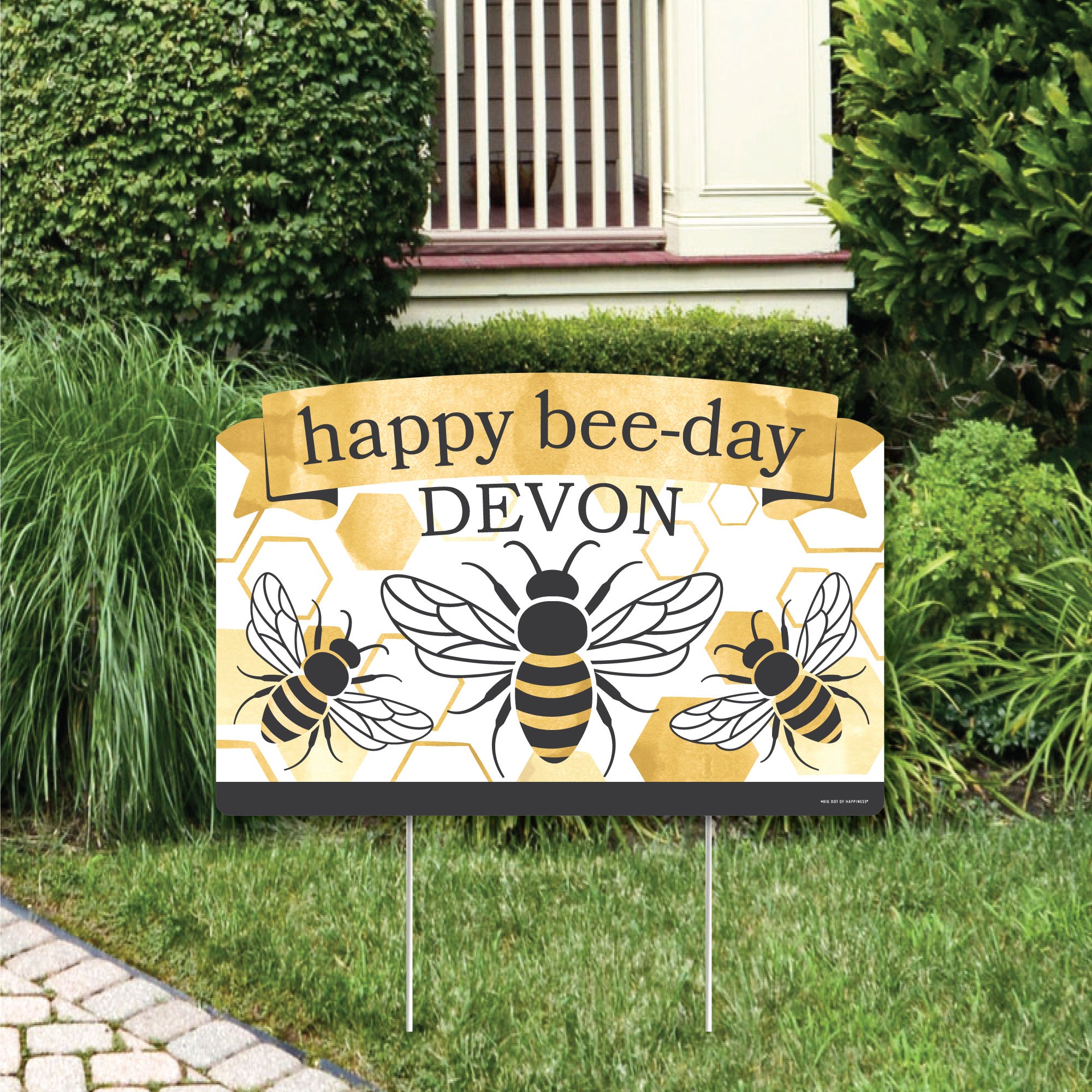 https://www.bigdotofhappiness.com/cdn/shop/products/Little-Bumblebee-Yard-Signs-Party-Yardy.jpg?v=1674052705